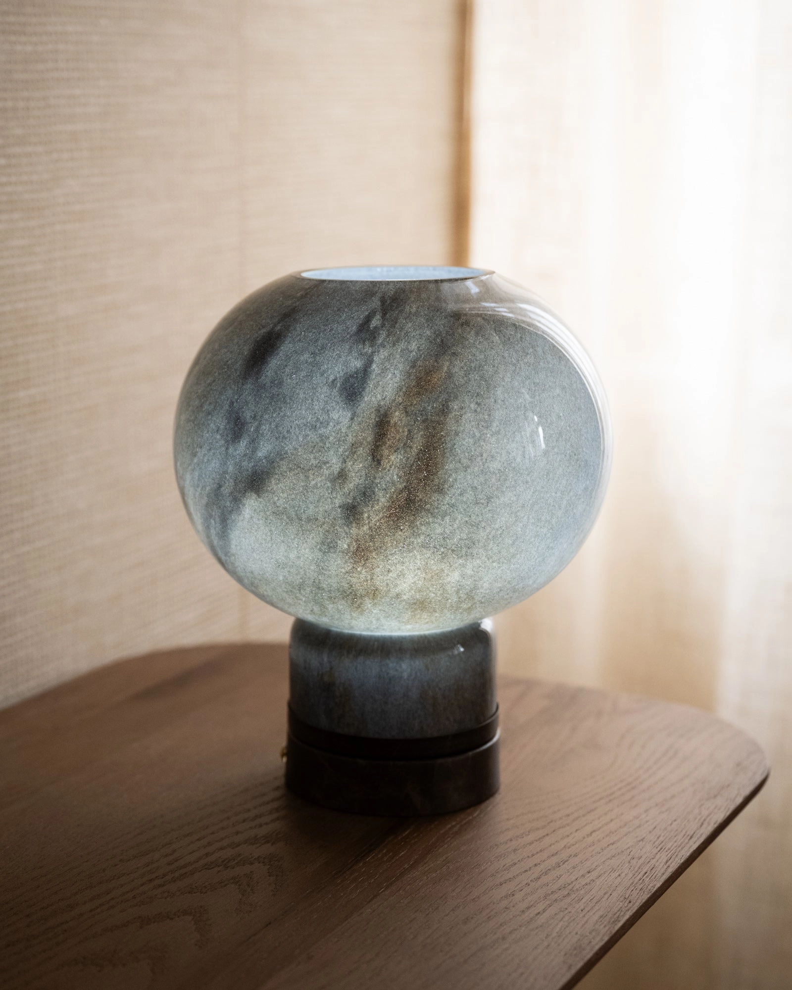 Wireless Table Lamp Glass